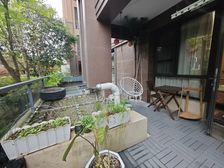 明珠书包,高档小区,首府1楼带地下室,豪装100多万带车位