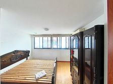 7号线岚皋路地+铁站+两房一厅+带天井+旁边花园位置+独栋