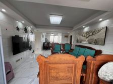 诚意出售!国家会展中心站800 !二联馨苑高层大三房随时看!