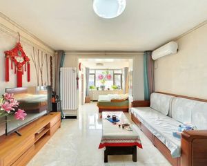 丰台路口东里 1室1厅 37.76平