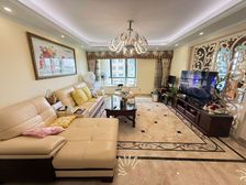 !送车位。临河位置。看房方便。业主别墅已定