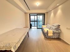来电可谈35万 万达商圈 次新小区 交房以来从未入住过 诚售