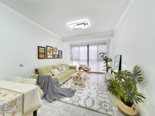 房子精装拎包入住适合喜欢低楼层两室户型好
