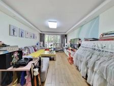 海德名园(公寓住宅) 双卫格局 大两房 小区绿化高 满五