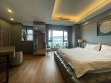 解放碑 滨江一号一房70万