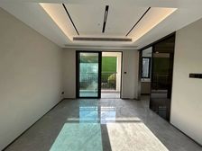 明昇·望月府 4室2厅2卫 毛坯 154万元 160平米