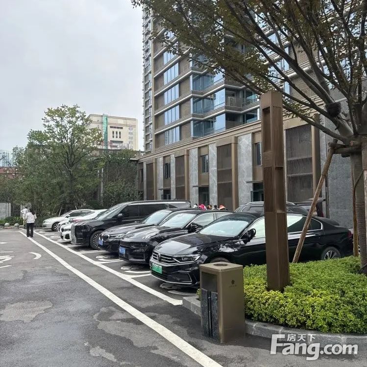 小区相关图