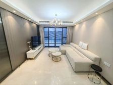 送车位 业主急卖 三房三卫 装修保养好 拎包入住
