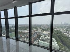 CBD人保大厦电梯口新装修可租可售随时可用随时过户