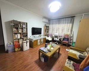 金盏嘉园88平高层南北两居室出售195万临望京大山子酒仙桥
