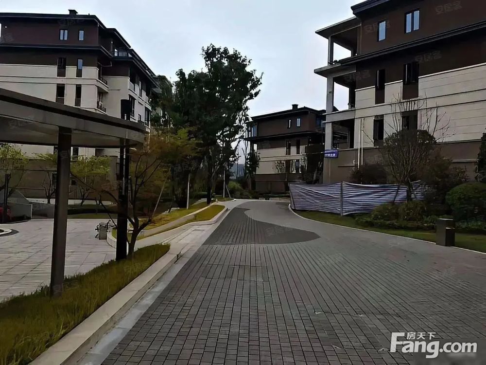 小区相关图