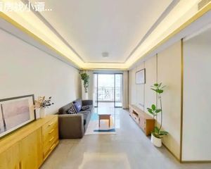 业主诚意出售 价格还有空间 临近万博 租5000起 不限户籍