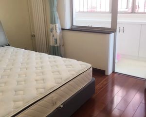 金融街 宏汇园 利用率高 中间楼层 东西通透 小三居 出售!