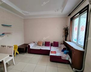 润杰经典 三室一厅一卫 周边配套齐全 交通便利 采光好