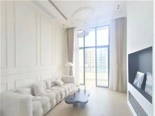 汇龙东区,4米挑高客厅,高区三开间朝南全明户型,附带产权车位