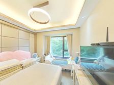 次新品质高端住宅 赠80 装修 房东打新去名 价格好谈