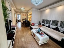 中建公园精装三房 拎包入住 户型正气 楼层好位置安静 满5年