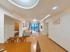 嘉定新城秋霞坊小三房 万达对面 成熟商圈