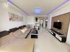 奉城 二中 奉德苑 精装修三房 看房有钥匙 无贷款