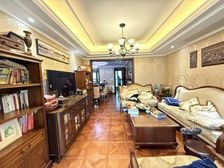 新上143平洋房,价格看中你只管砍,诚心出售,看房随时双卫。