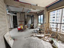 兴旺名城234平毛坯高层 南向六室三厅 单价仅5256元