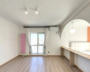 好房出售,560起拍,永定门精装南向两居 满五