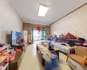 全鸿花园:出门就是公园地铁站、交通便利设施配套齐全