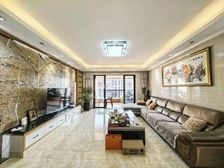 北滘 房龄新 小区绿化高 精装可拎包入住 南北通透 出行方便