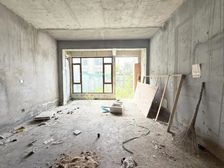 梧桐墅,联排别墅,土建改过,满二年带两个车位