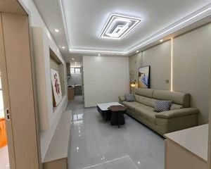 东进巷小区南向两居 一楼带小院 满二 33.6万