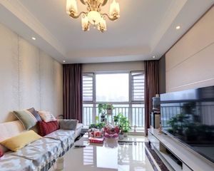 蓝光东方天地3室1厅西南