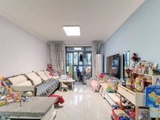 地铁9号线曹路站三甲长征医院旁,楼层好,满五年