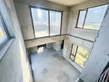 瑧山悦花园(别墅) 出行方便 双卫格局 商品住宅 临地铁