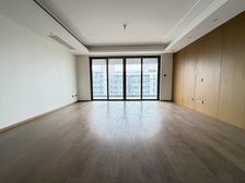 仁恒一期精装南北通4房!2梯2户地铁直通小区!凤凰楼层带车位