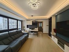 龙湖春江天玺北区 商品住宅 小三房 次新小区 双卫格局