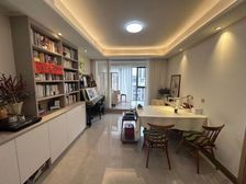 (天境璞悦 次新小区)洋房92平三房两卫,阳台设计暖色系风格