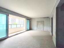 龙洲湾 带电梯 停车方便 近地铁 商品房 次新小区 交通便捷