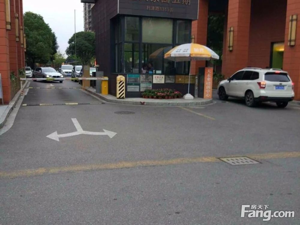 小区相关图