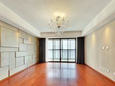 用金对折 徐汇滨江大平层 精装4房 高区视野开阔 税费各付