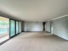 单价七千多!买两梯两户大平层!大四房双卫!看房方便!诚心出售