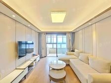 豪华装修全送 中央空调地暖,带产权车位 电梯高层,看房随时