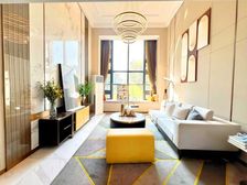 地铁0距离,现楼,现租4000,带独立红本,来电可看房