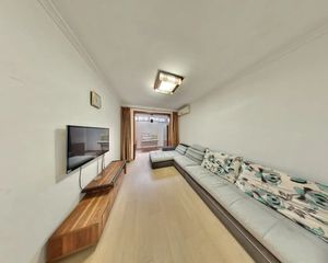 大石西路62号 草堂医院宿舍地铁口低楼层朝南浣花溪公园旁