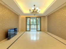 保辉香景园 4室2厅 214.03平