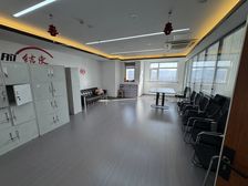 中润世纪锋780平南向(地铁房,经十路、高楼层)