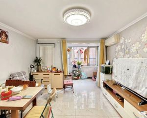 文体路38号院 2室1厅 81.75平