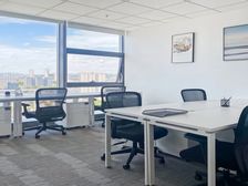 雷格斯联合办公 新新广场 50人大型办公室水电网物业家具全含