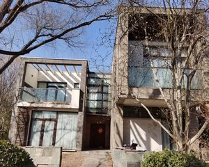 急!真图实.价!房本面积377平碧水A区院200平!靠谱出售