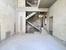 世茂融城联排别墅送南北院120平可改两个车位180米120万