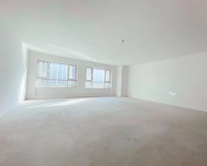 有电梯 停车方便 出行方便 商品房 次新小区 诚心出售